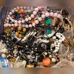 5LB Vintage Modern Craft Mixed Jewelry Lot Unsearched Untested